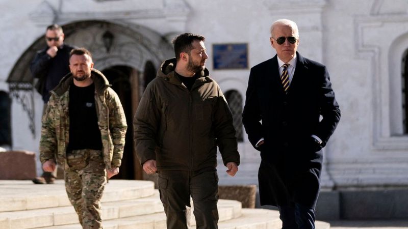 Президенти Зеленський та Байден у Києві 20 лютого 2023 року. Фото: GETTY IMAGES