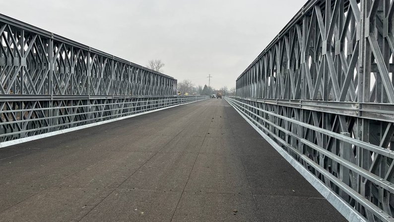На Закарпатье открыли самый большой модульный мост в Украине На Закарпатье открыли самый большой модульный мост в Украине
Фото: Закарпатский вестник