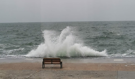 Одессу и область снова накроет ненастье: жителей просят ограничить поездки Одессу и область снова накроет непогода: штормовое предупреждение