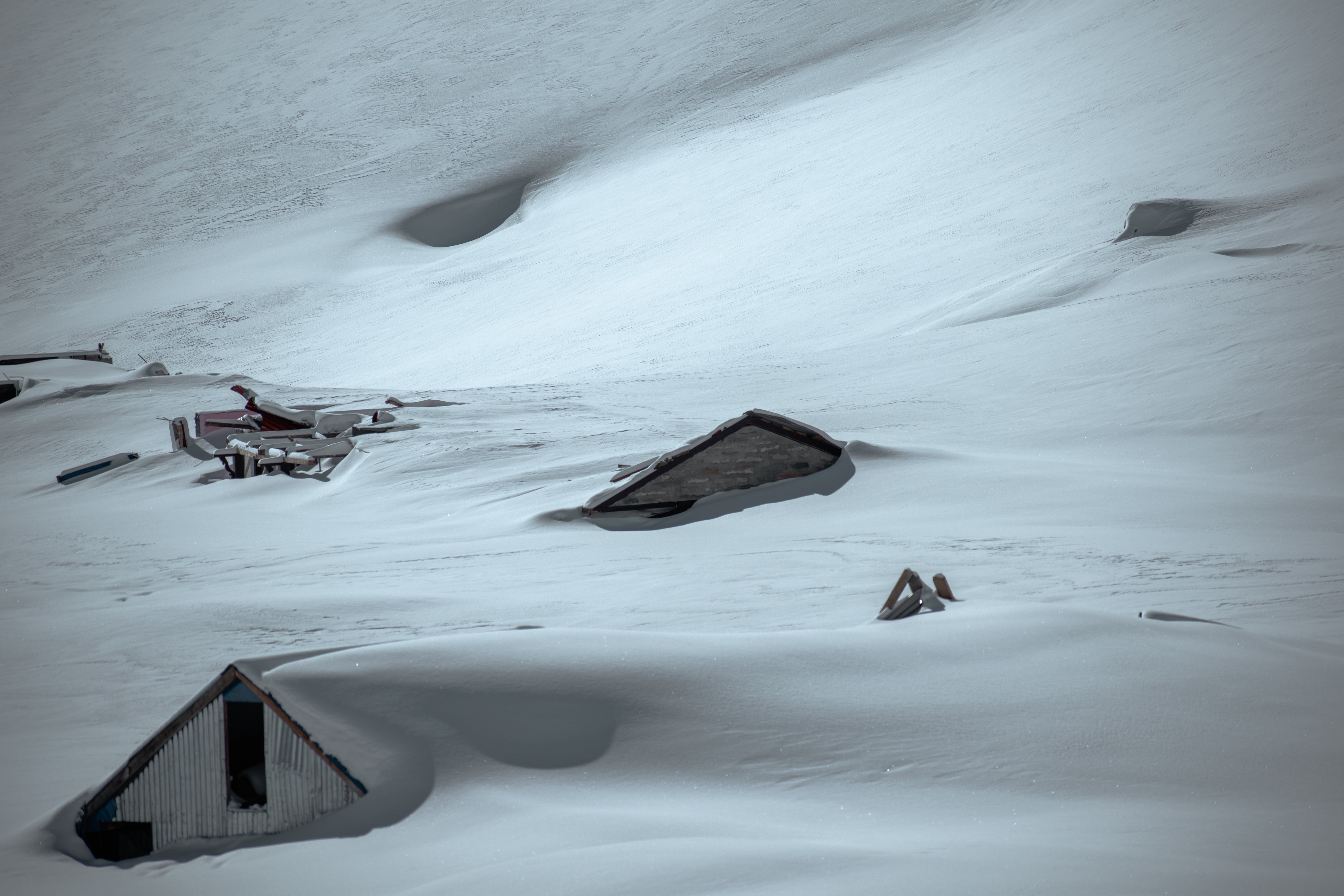 Снеголавинная опасность в Карпатах
Фото иллюстративное