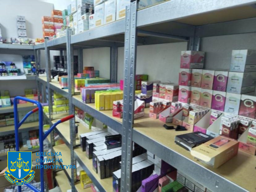 В Одессе ликвидирована масштабная схема продажи электронных сигарет через ТГ-магазин на миллионы гривен (ФОТО) Ликвидирована масштабная схема продажи электронных сигарет