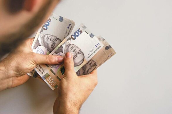 Премии на 1,6 млн грн: эксдиректор филиала Укрзализныци предстанет перед судом Эксдиректор филиала Укрзализныци предстанет перед судом