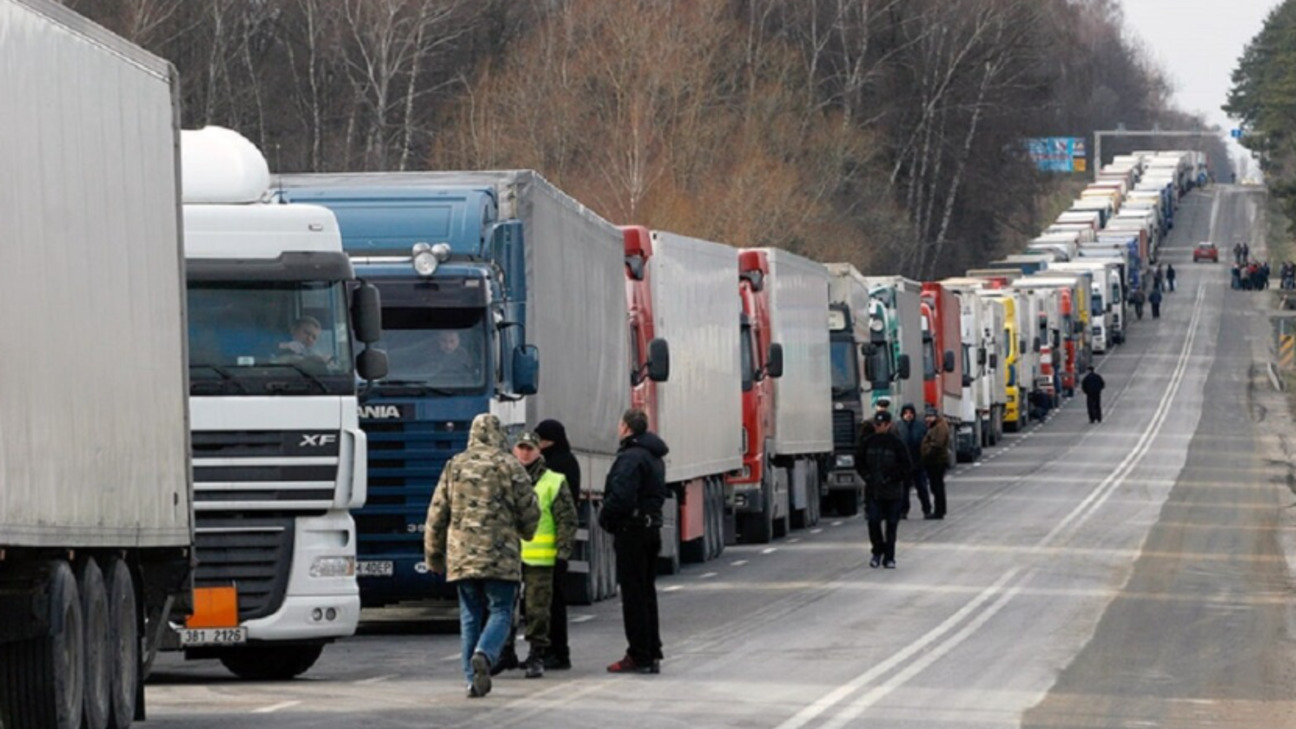 ФОТО: Польские фермеры блокируют ЧП на границе с Украиной