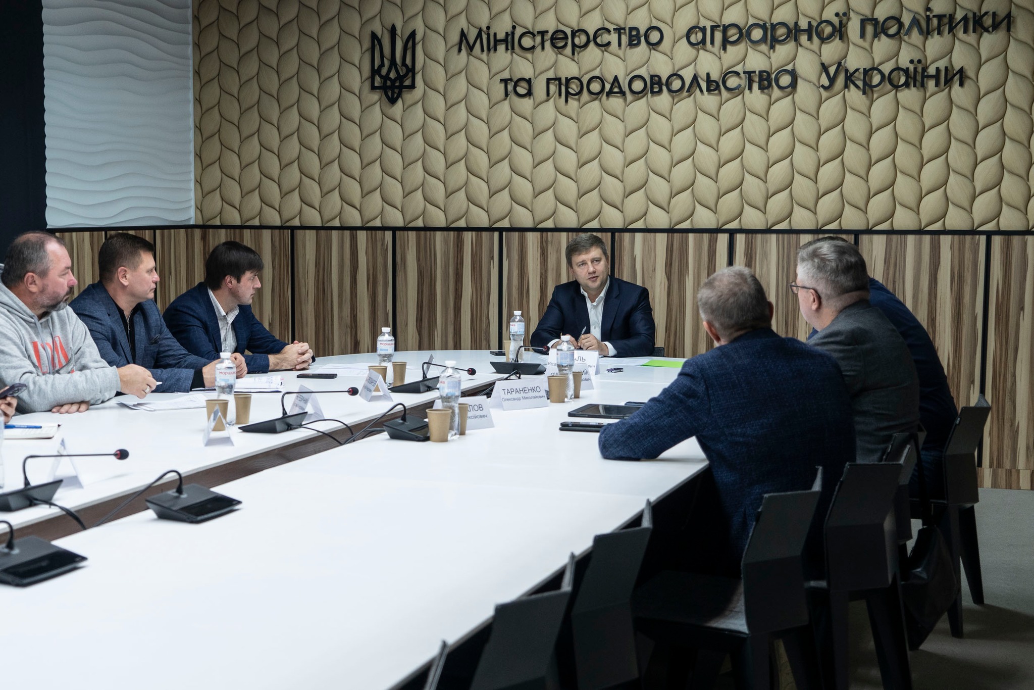 Ситуацию на рынке муки обсудили чиновники с представителями отрасли ФОТО: Совещание в Минагрополитики по ситуации на рынке зерна, муки, хлеба и хлебобулочных изделий под председательством Министра Виталия Коваля.