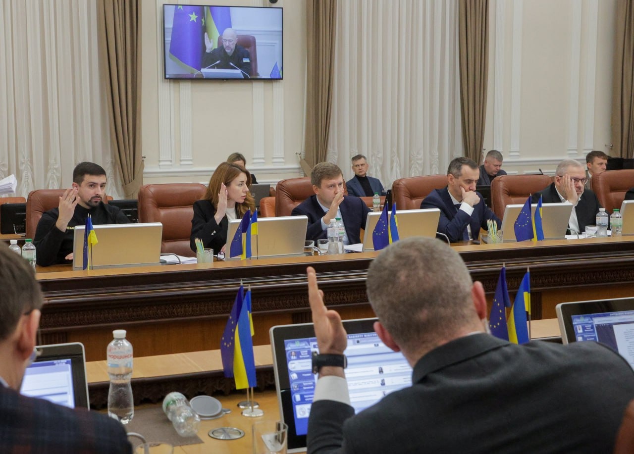 Важливі рішення Кабміну: від співпраці з Фінляндією до реформ у транспортній сфері