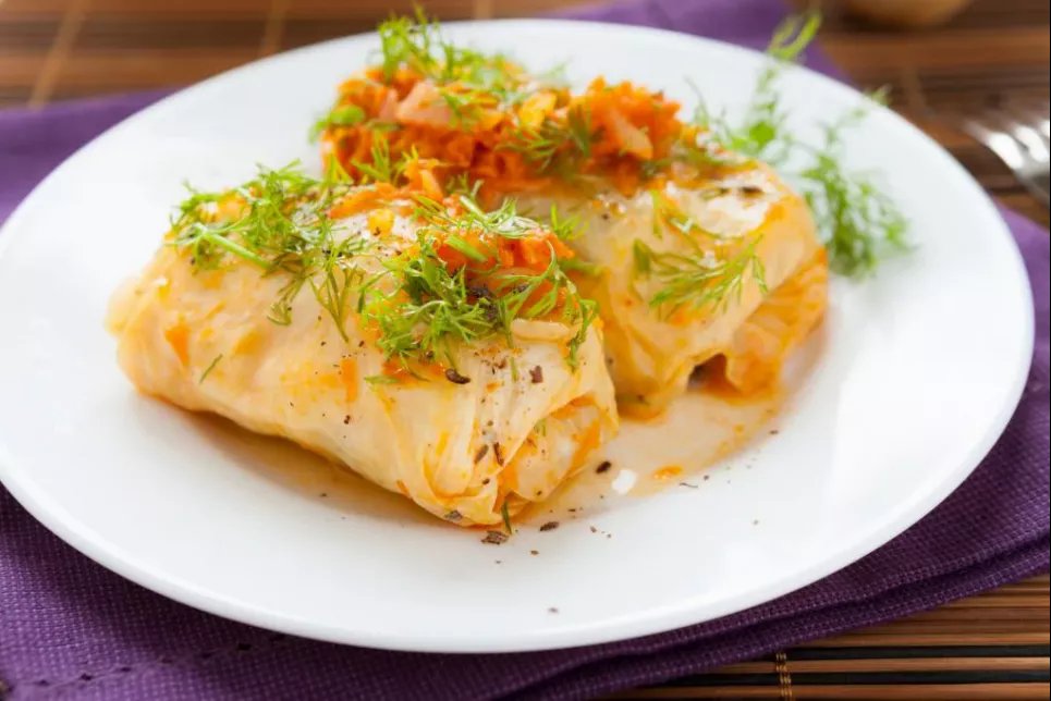 Вкусные голубцы из картофеля и манки в духовке: необычный рецепт для настоящих гурманов Фото: Максим Никитин