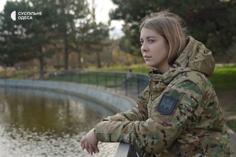 19-летняя Даниэлла Попеску пошла в ВСУ после потери мужа