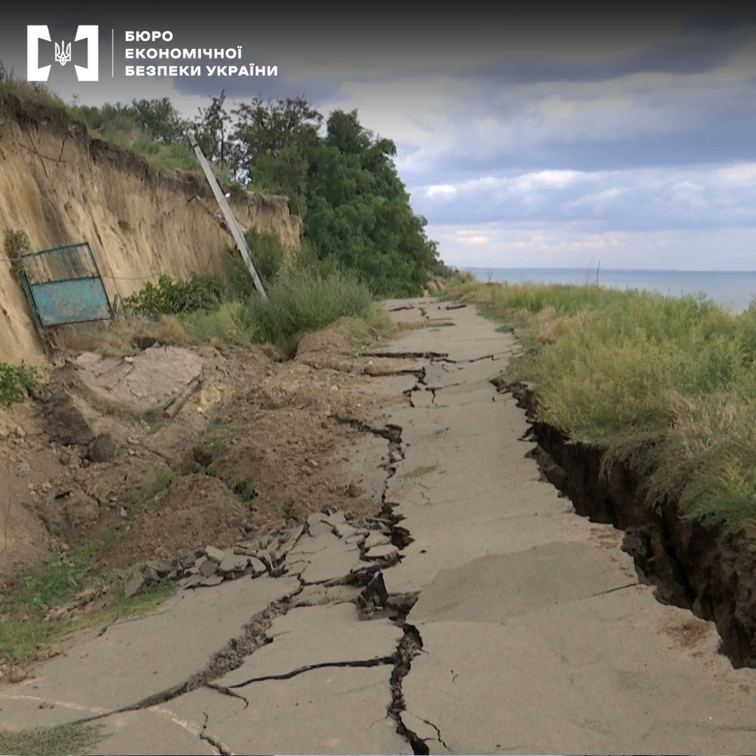 Справа БЕБ про берегоукріплення: засуджено директора компанії за підробку актів на мільйони гривень