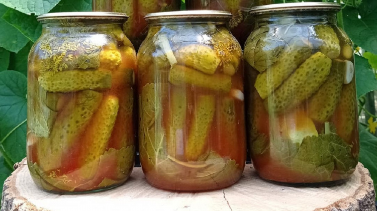 огірки мариновані