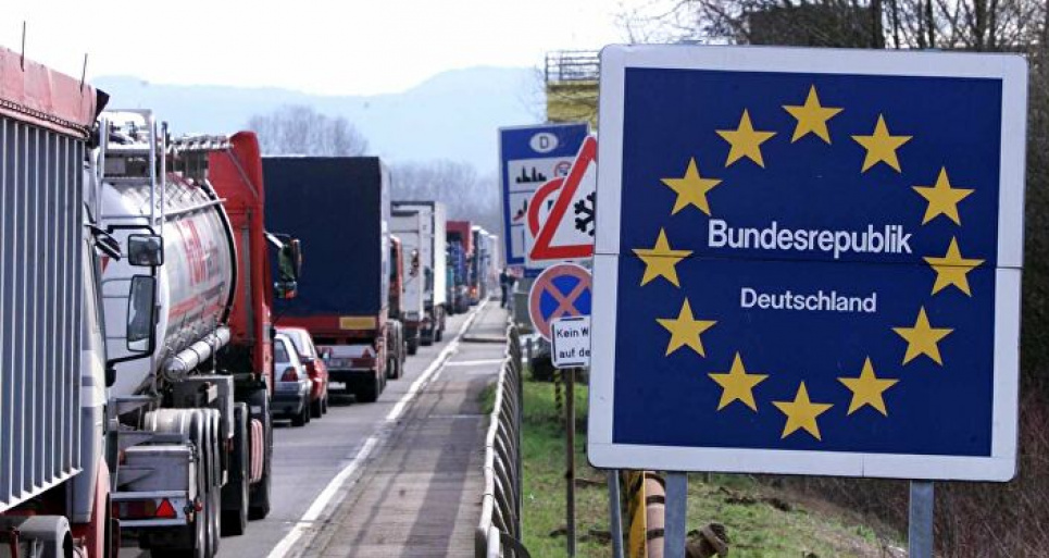 ЄС на місяць закриє всі зовнішні кордони З відкритих джерел