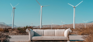 Развитие возобновляемых источников энергии как приоритет государственной энергетической политики  Развитие возобновляемых источников энергии. Image by BlueGriffin from Pixabay