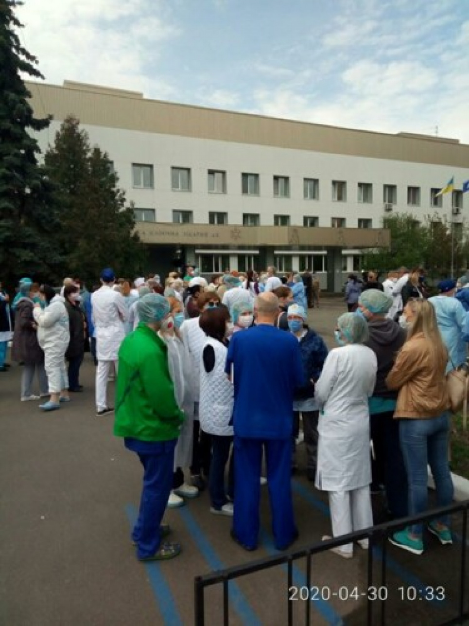 Хто лікуватиме: медики відмовляються працювати за 3-5 тис. грн в умовах коронавірусу Фото segodnya.ua