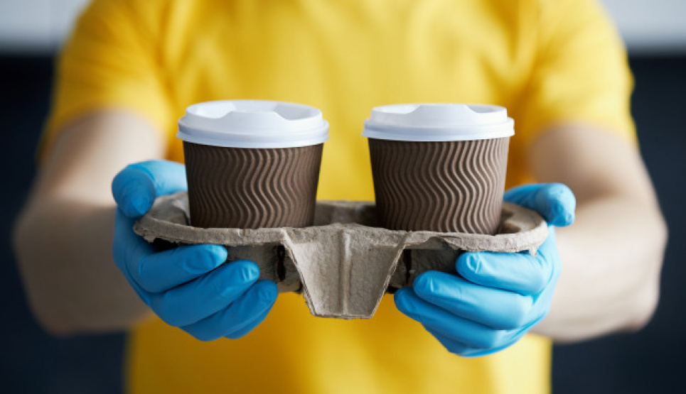 Відзавтра у Києві можна продавати каву на виніс Фото ru.freepik.com