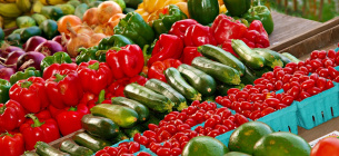 Стало известно, где стоимость овощей и фруктов меньше: в Украине, Беларуси или Польше
