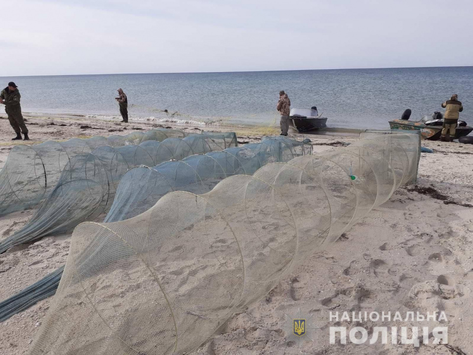 В акваторії Чорного моря поліцейські попередили вилов креветки на майже 117 тисяч гривень (відео) Фото: Нацполіція