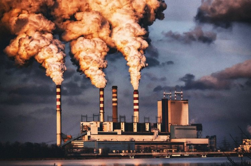Отруюють повітря: енергоблоки Придніпровської ТЕС запустили без електрофільтрів