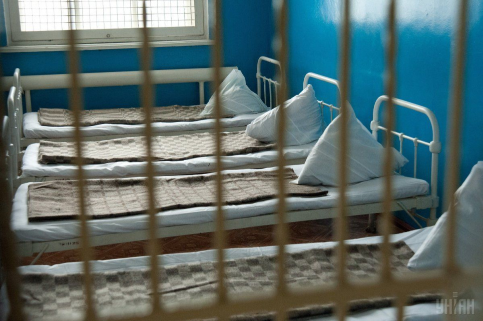 На межі здорового глузду: 600 пацієнтів психлікарні можуть "виписатися" через нестачу коштів фото: УНІАН