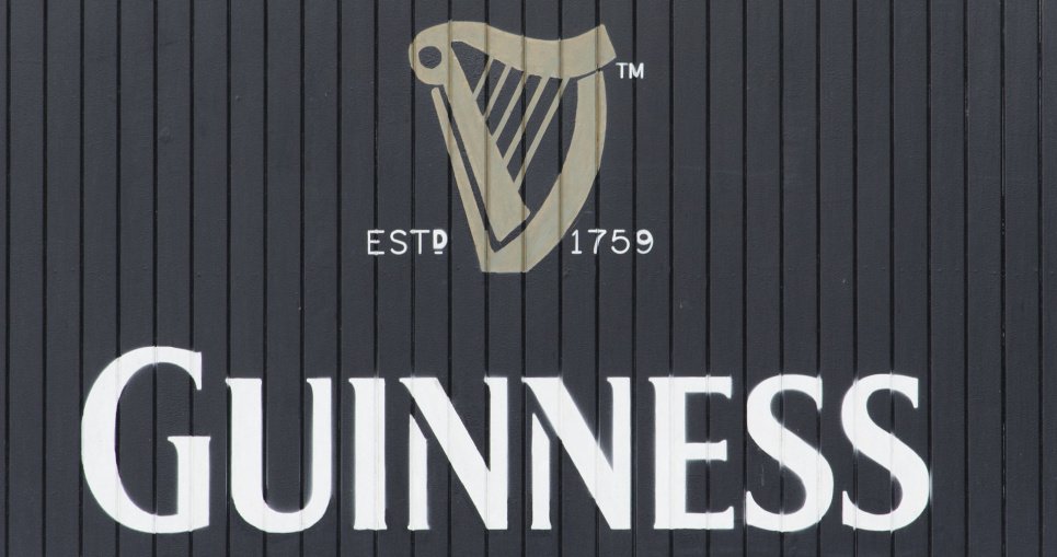 Guinness пустив недопите пиво на удобрення ялин Image by Pasi Mäenpää from Pixabay