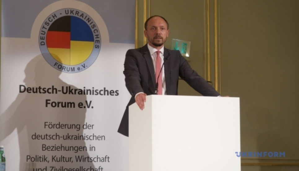 Німеччина відклала заяву про енергетичну співпрацю з Україною