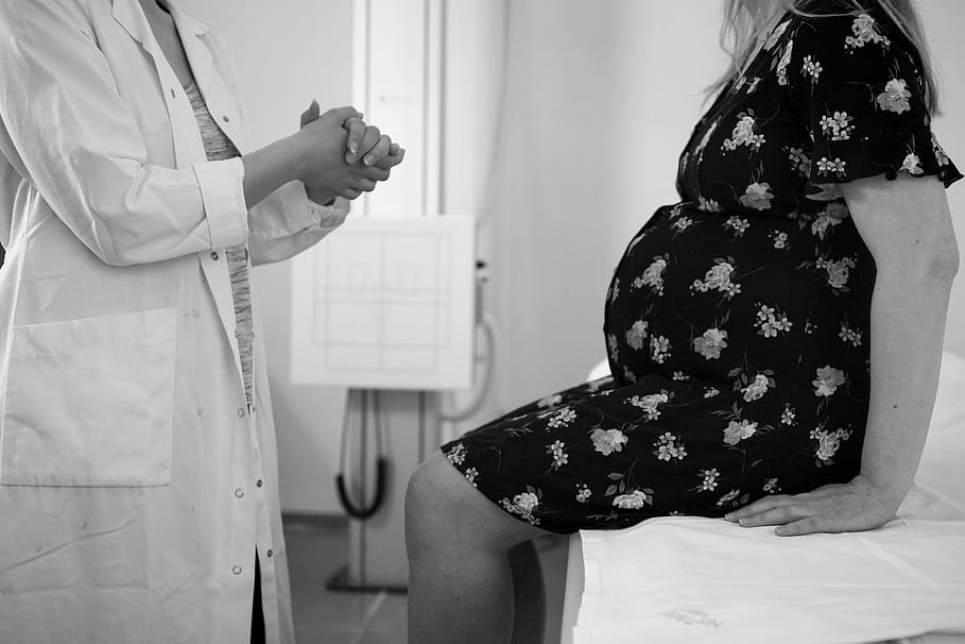Реальний клінічний випадок: вагітність та множинні міоми