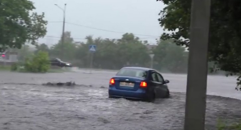 Зливи у Харкові встановили рекорд (відео)
