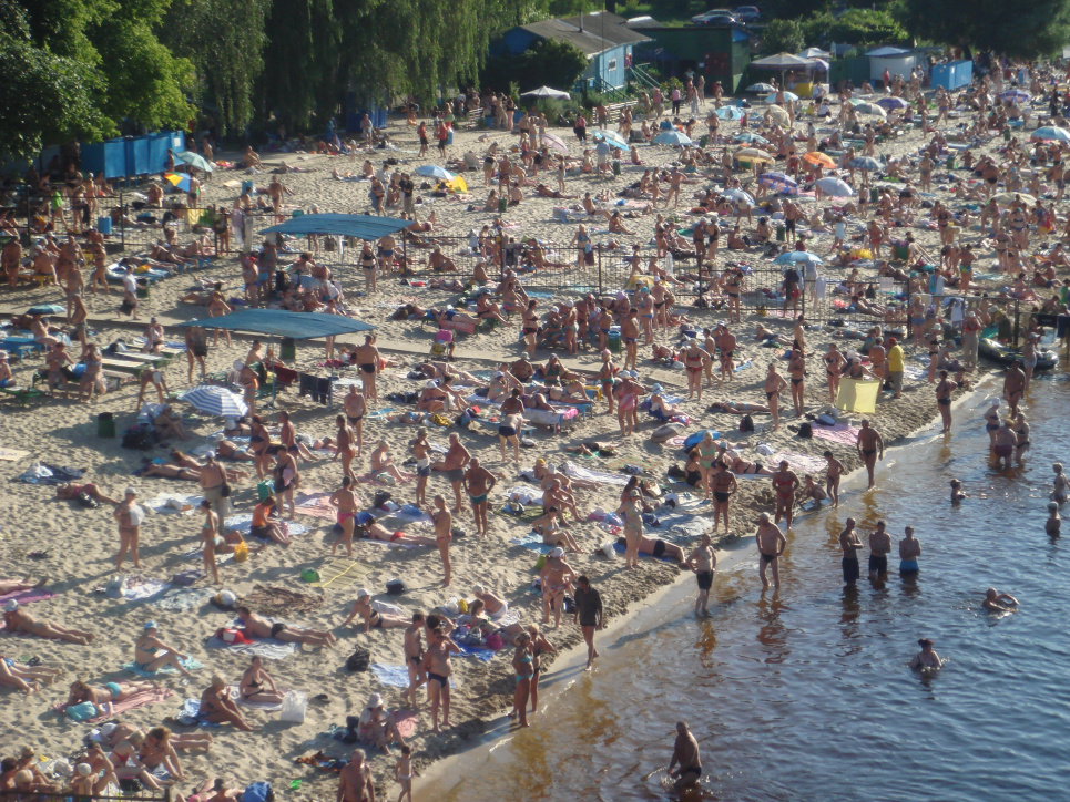 На большинстве пляжей Киева разрешили купаться Автор: timsdad - Picture taken by timsdad, CC BY-SA 3.0, https://commons.wikimedia.org/w/index.php?curid=4458580
