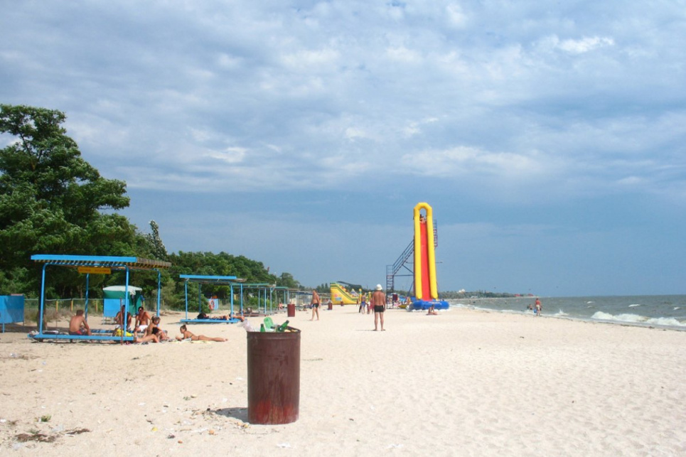 На Миколаївщині на курорті стався спалах коронавірусу (відео)