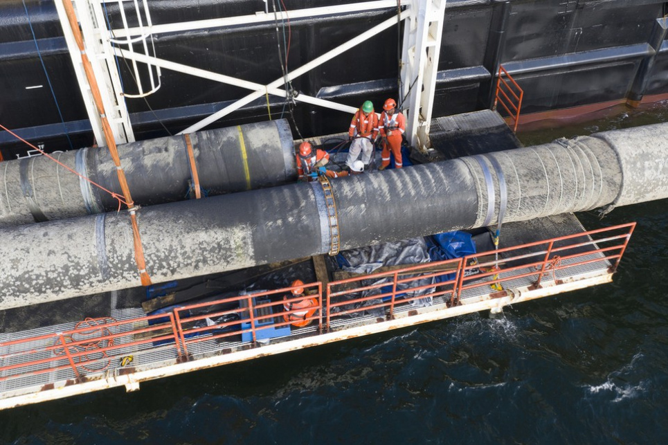 Рада приняла обращение к США с просьбой остановить строительство газопровода «Северный поток — 2» Рада приняла обращение к США с просьбой остановить строительство газопровода «Северный поток — 2»