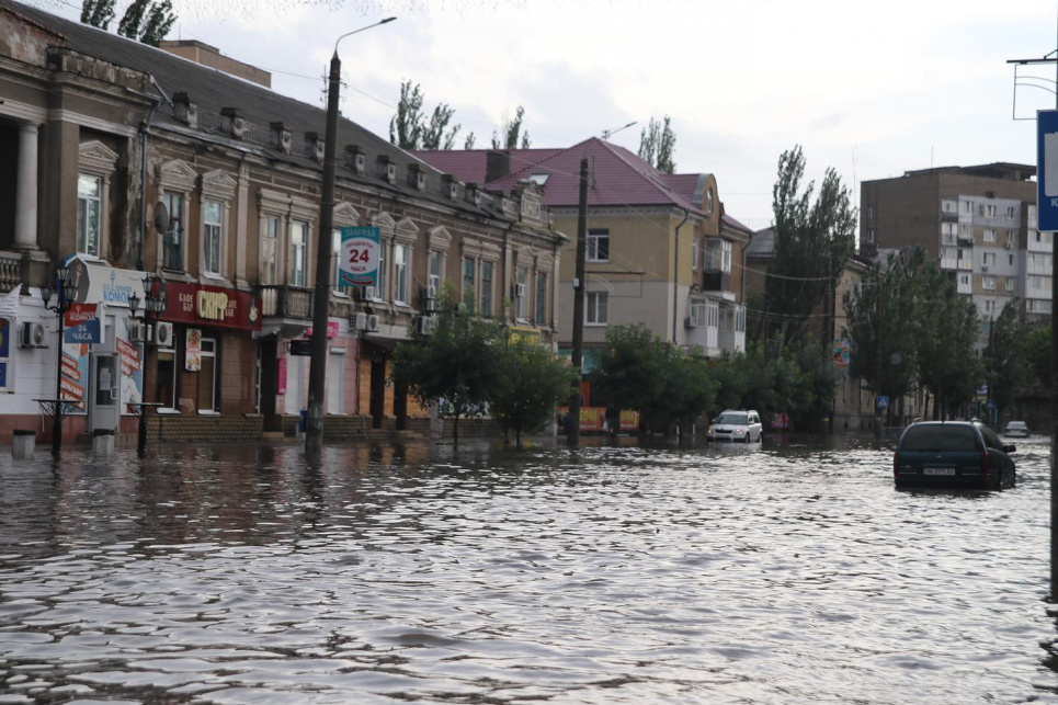Курорты на Азовском море затопило (фото, видео)