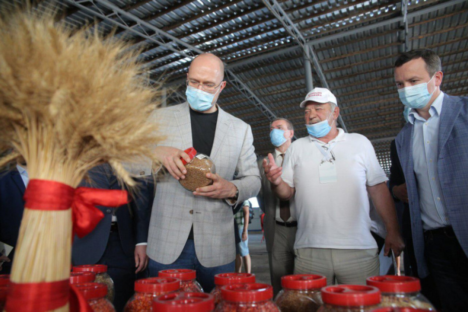 Уряд збирається сконцентруватися на переробці сільгосппродукції Фото: Урядовий портал