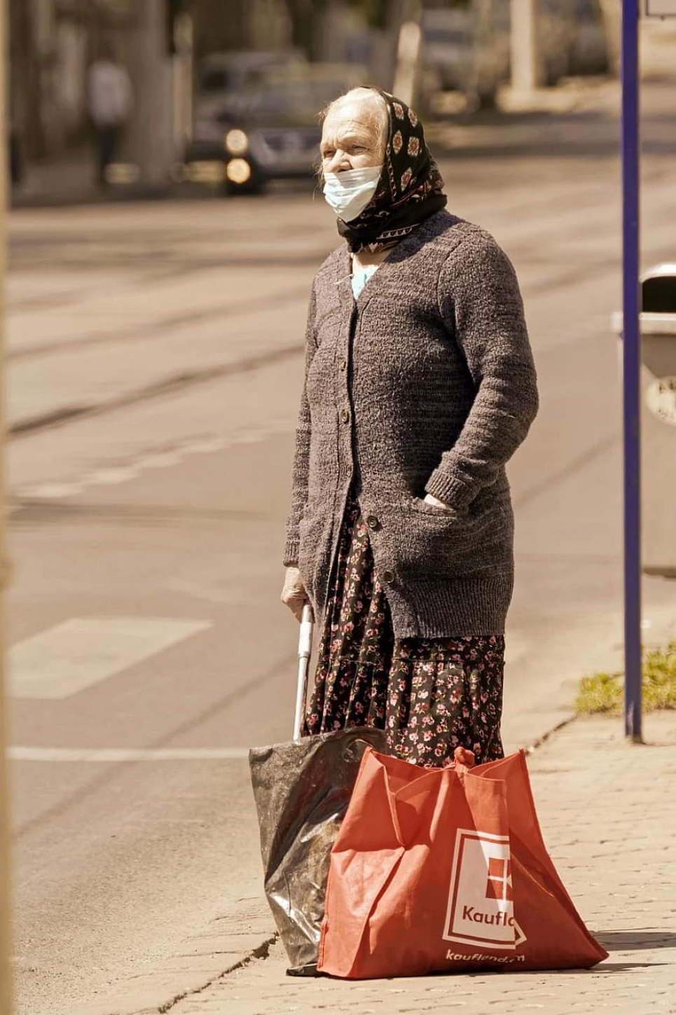 Чи обов’язково у столиці носити маску на вулиці?
