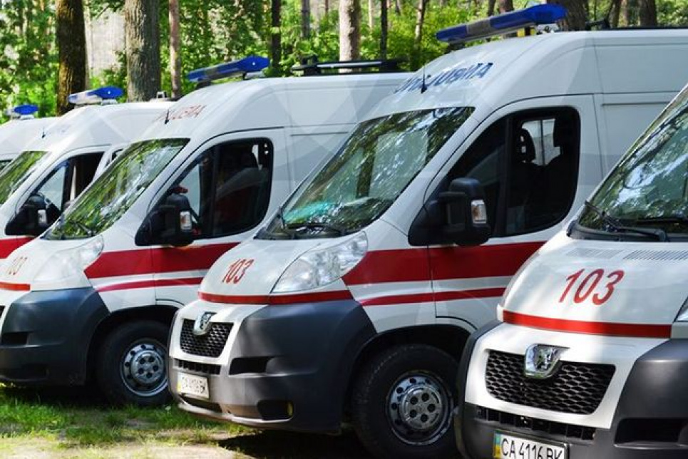 Люди дурять "швидку" допомогу аби медики приїхали на виклик (відео)