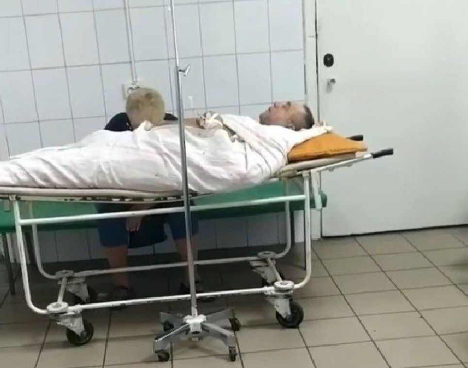 Чоловік не дочекався у лікарні допомоги і помер (відео) Фото: Prana.108/Instagram