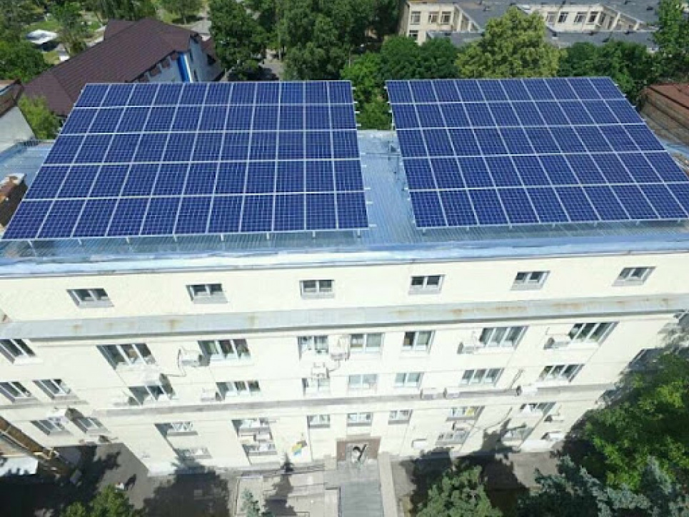 Власники сонячних станцій у Києві заробили 1,7 млн гривень за місяць Фото - argumentua