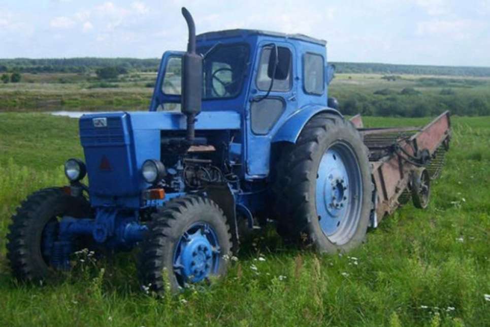 На Харківщині чоловік самотужки врятував 20 будинків від вогню (відео, фото)