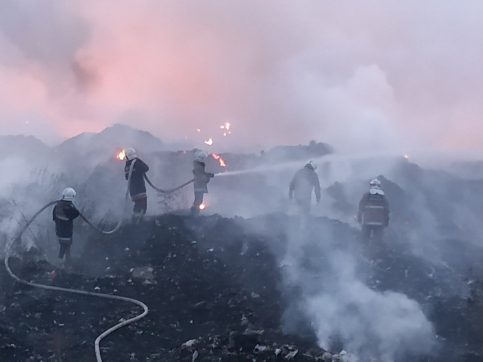 Токсична пожежа під Полтавою: з'явилися нові подробиці Фото: ГУ ДСНС України в Полтавській області