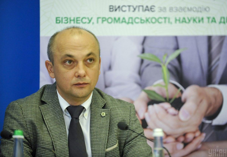 Экологическая тематика без научного подхода позволяет политикам манипулировать — ведущий научный сотрудник Института экономики и прогнозирования НАНУ Александр Дячук/фото УНИАН (Сергей Чузавков)