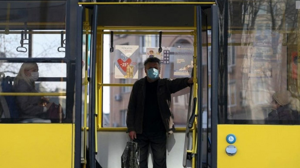 Громадський транспорт у червоній зоні буде працювати (відео) Фото - Українська правда