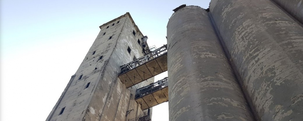 В Харькове взорвали элеватор (видео) Фото: Суспільне