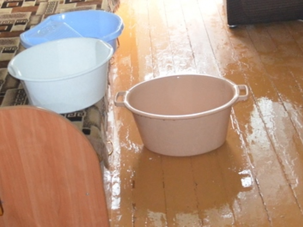 Мешканці Харкова у відчаї від початку опалювального сезону: по щиколотки у воді (відео) Фото ілюстративне