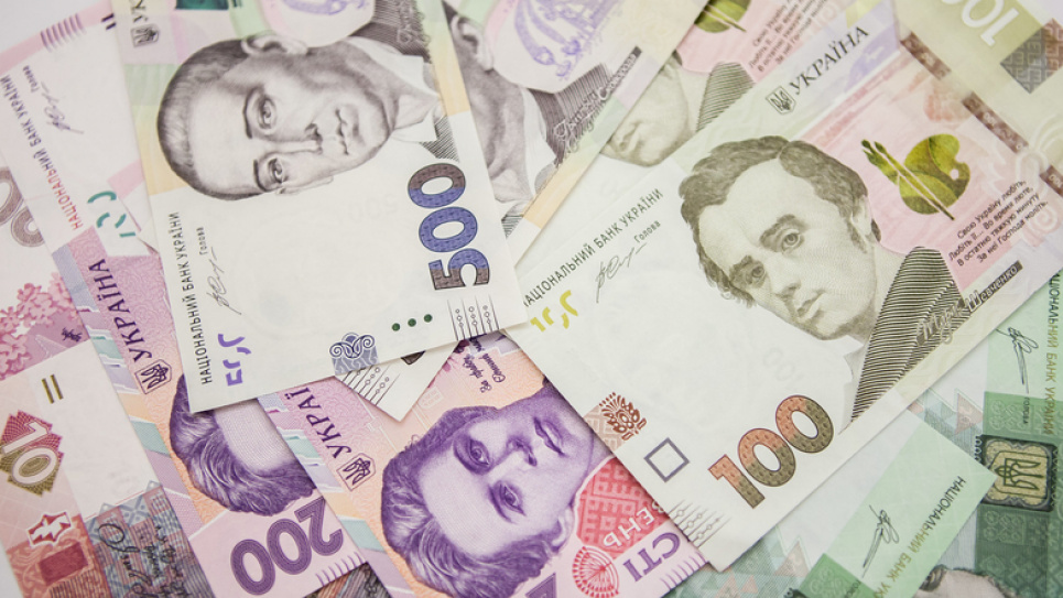 Інформацію про доходи чиновників та політиків закривають від українців (відео)
