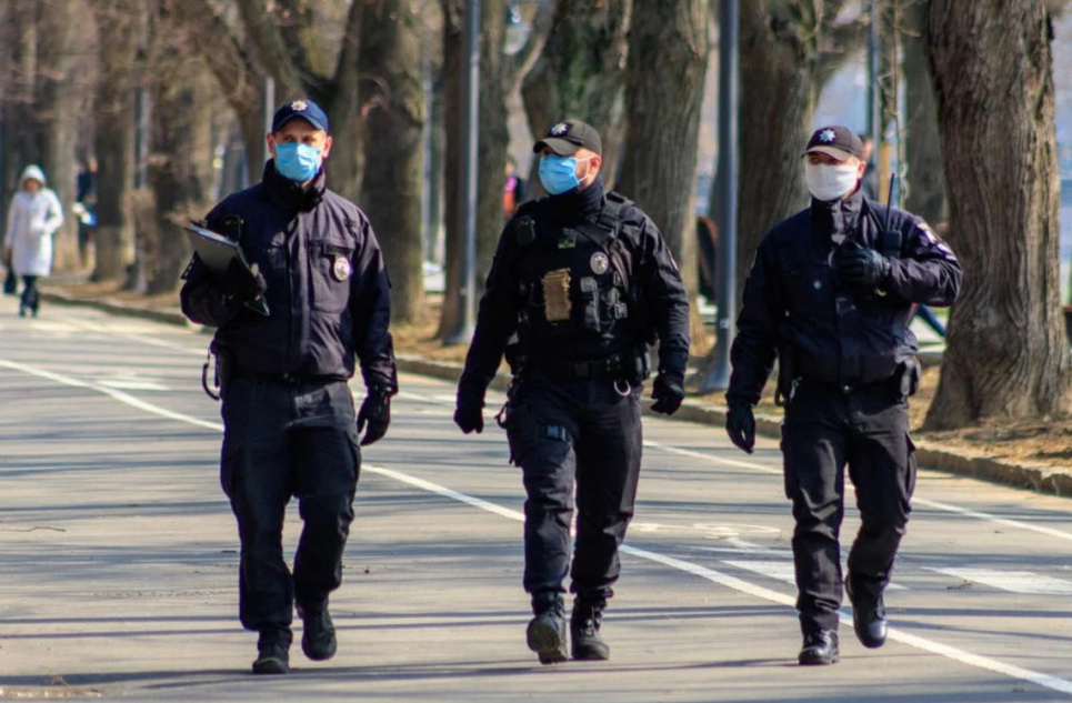 Коли в Україні оголосять комендантську годину Фото з відкритих джерел