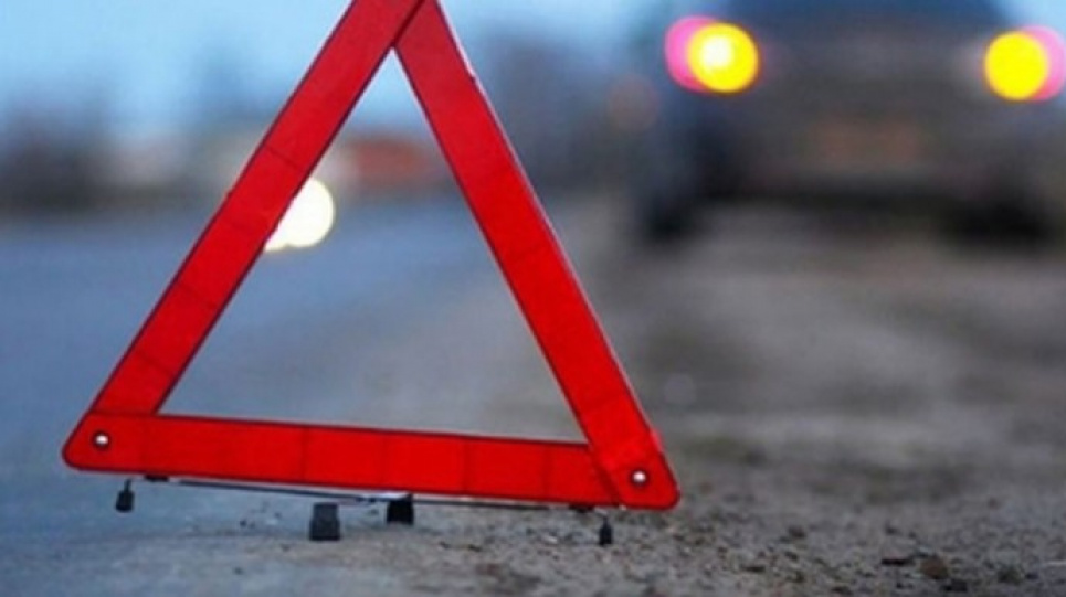Шокуюче ДТП: автобус наїхав на двох дітей на переході