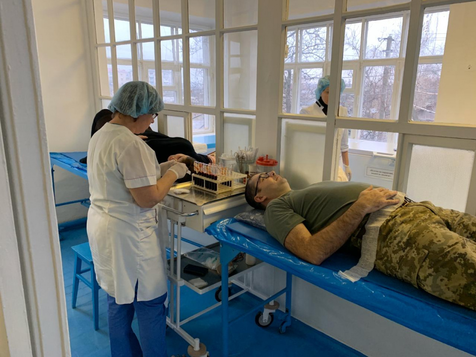 Відомчі лікарні, від яких вимагають обслуговувати хворих на COVID, майже повністю заповнені Фото ілюстративне