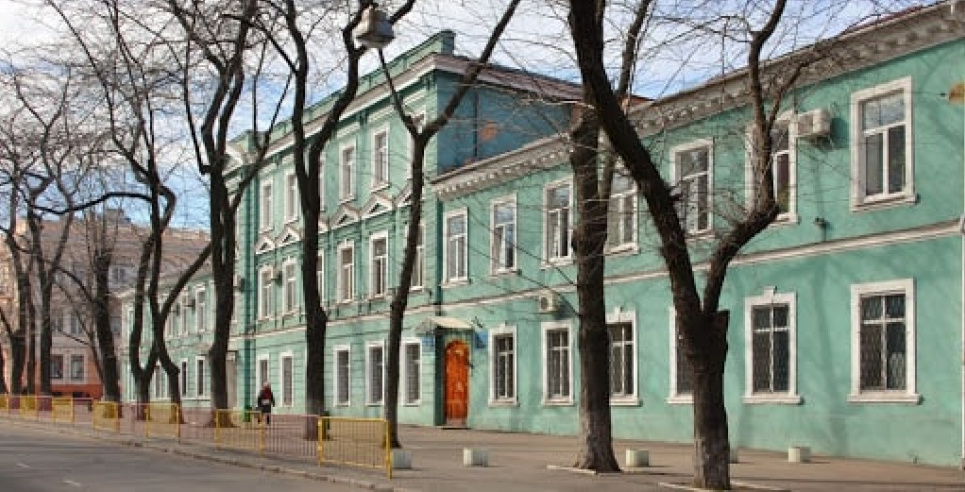 Через COVID у директора на карантин пішов Рішельєвський ліцей в Одесі