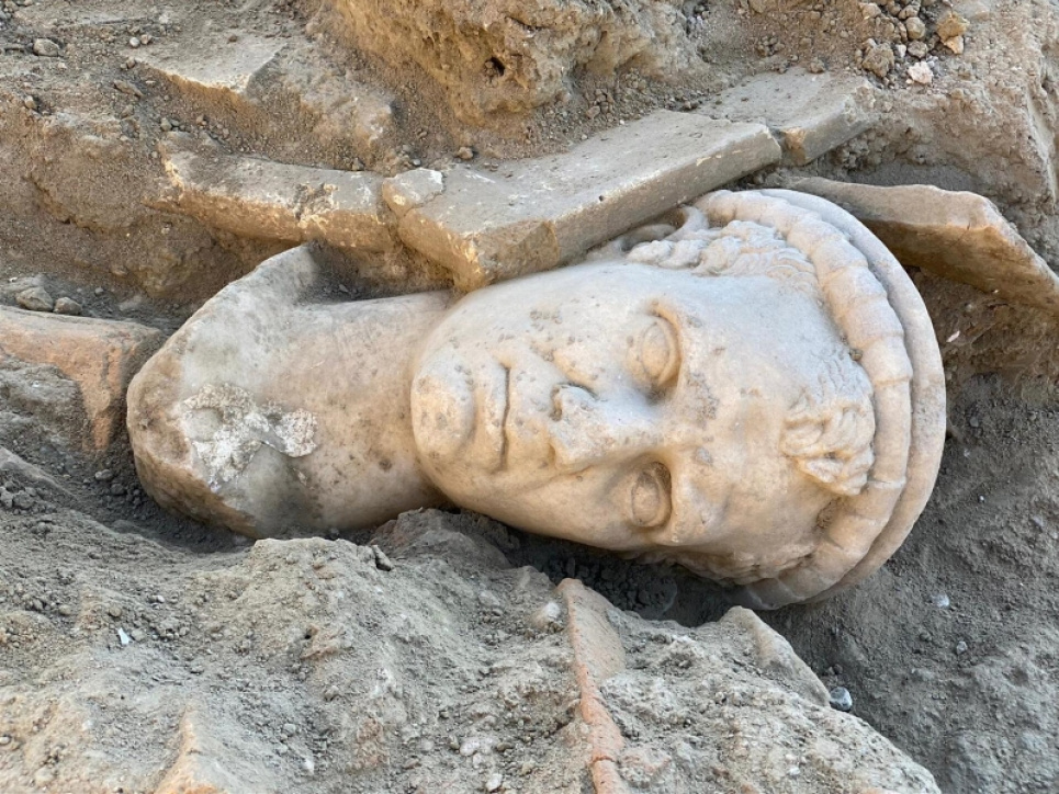 Археологи откопали самый красивый древний артефакт в этом году (фото)