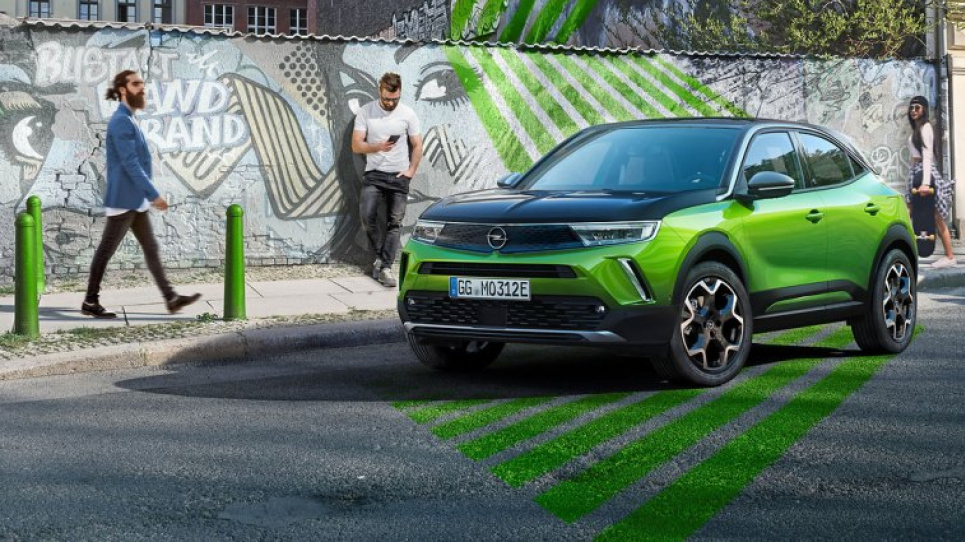 Електричний Opel розлетівся у продаж як гарячі пиріжки