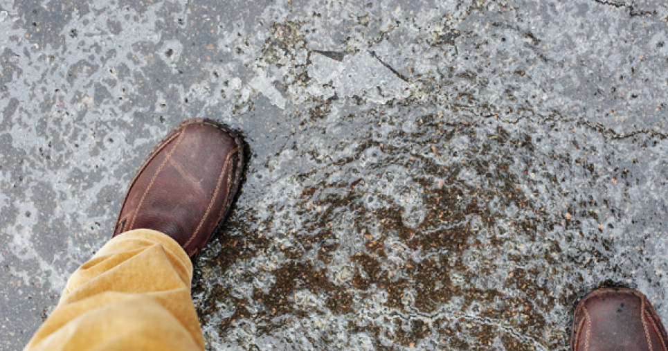 Ожеледиця знову скує Україну: де буде найскладніше