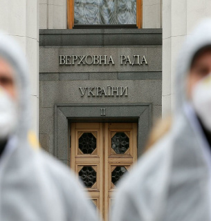 Рада приняла госбюджет-2022: вырастет «минималка», доллар по 28,6 грн Верховная рада