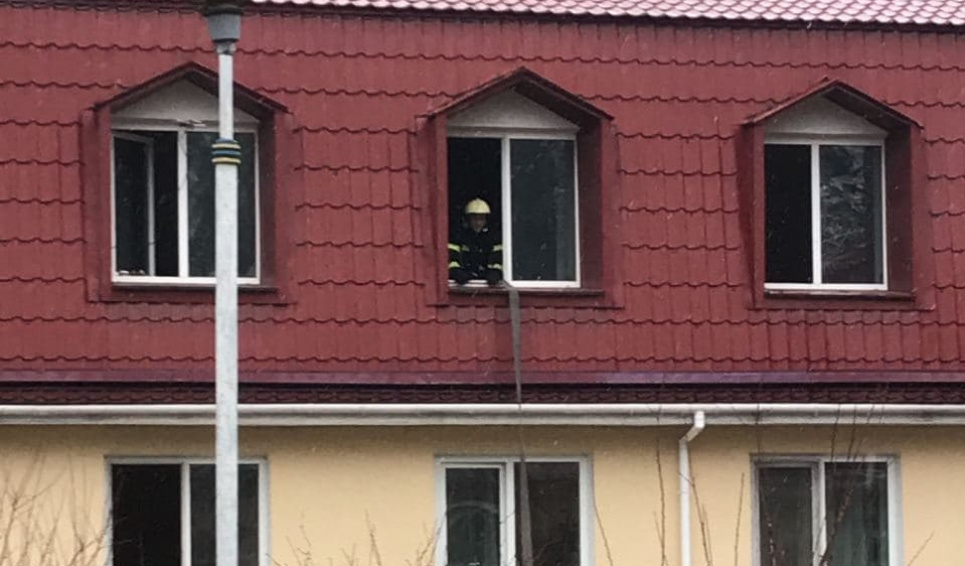 В столичной Пуще горела больница: пациенты прятались под кроватями Фото: ГСЧС